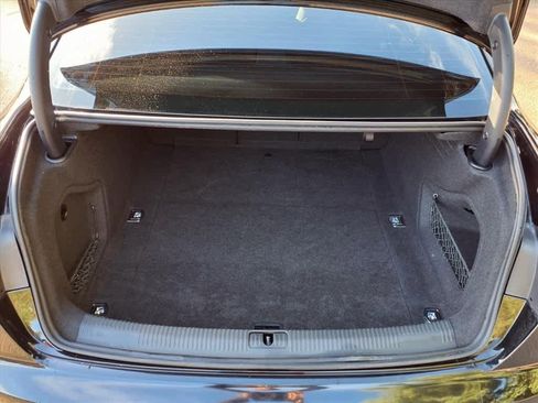 Used 2019 Audi A4 2.0T Premium image 7