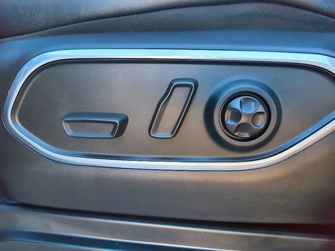 Used 2024 Jeep Wagoneer Series II image 19