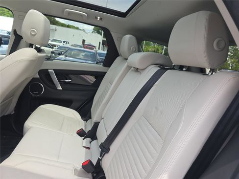 Used 2023 Land Rover Discovery Sport SE AWD/4WD image 11