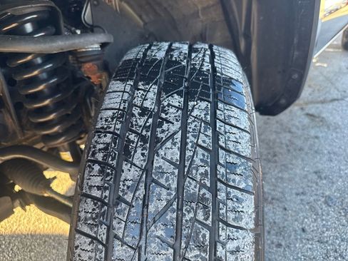 Used 2023 Toyota Tacoma 4x4 Double Cab image 40