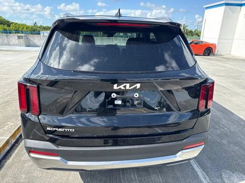 Used 2026 Kia Sorento S w/ S Panoramic Sunroof Package FWD image 19