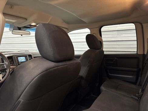 Used 2018 RAM 1500 Express w/ Express Value Package image 21