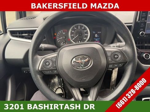 Used 2022 Toyota Corolla LE image 22