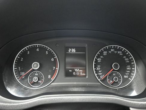 Used 2014 Volkswagen Passat 1.8T Wolfsburg Edition image 16