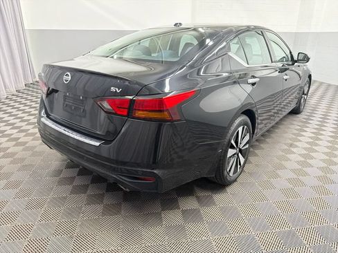 Used 2020 Nissan Altima 2.5 SV FWD image 5