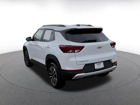 Used 2025 Chevrolet TrailBlazer LT image 11