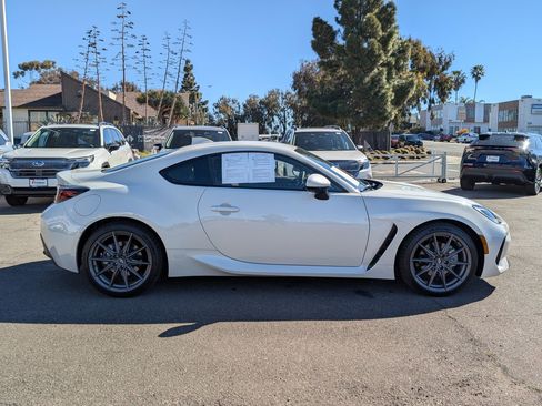 Certified 2025 Subaru BRZ Limited image 5