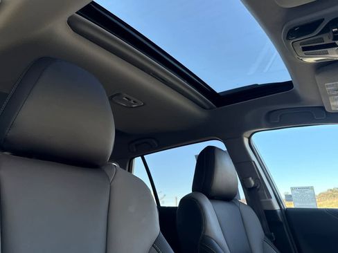 Certified 2024 Subaru Outback Onyx Edition image 18