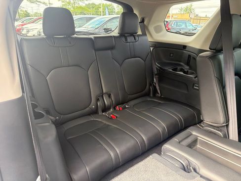 Certified 2026 Honda Pilot Touring image 32