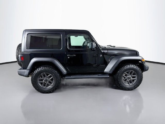 Used 2024 Jeep Wrangler Sport AWD/4WD image 5
