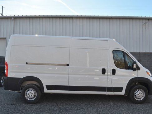 New 2026 RAM ProMaster 2500 w/ Cold Weather Group image 9