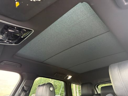 Used 2016 Land Rover Range Rover Sport HSE AWD/4WD image 18