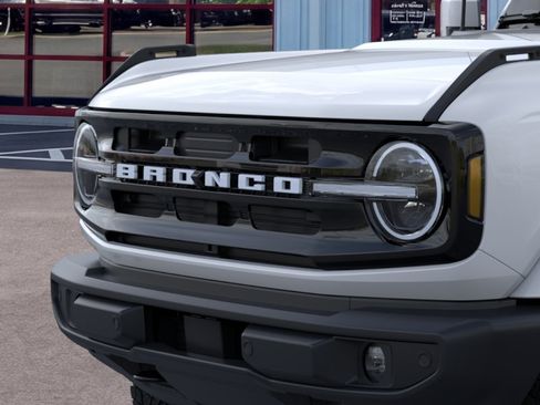Used 2026 Ford Bronco Outer Banks AWD/4WD image 19