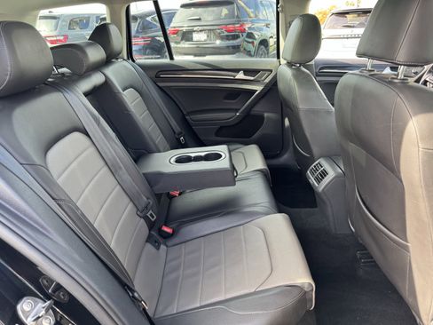 Used 2015 Volkswagen Golf TDI SEL w/ Lighting Package (SEL) image 30