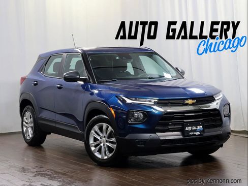 Used 2021 Chevrolet TrailBlazer LS FWD image 1