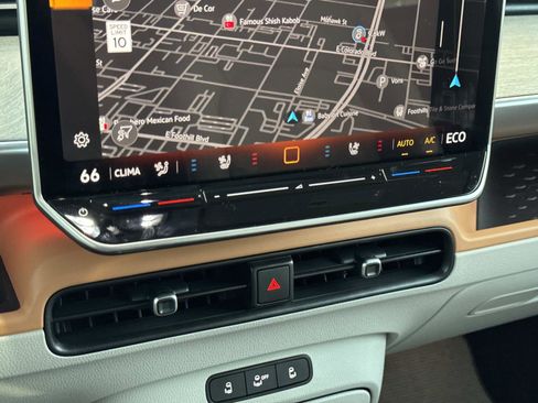 Certified 2025 Volkswagen ID. Buzz 1st Edition image 28