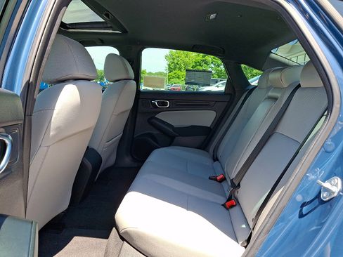 Used 2025 Honda Civic Sport image 10