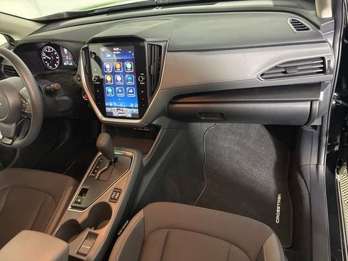 Used 2025 Subaru Crosstrek 2.0i Premium image 32