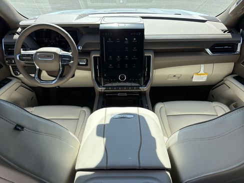 New 2026 GMC Yukon XL Denali image 29