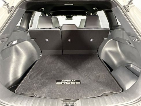 Used 2023 Toyota Corolla Cross AWD Hybrid image 42