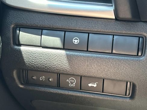 New 2026 Nissan Rogue SV AWD/4WD image 28