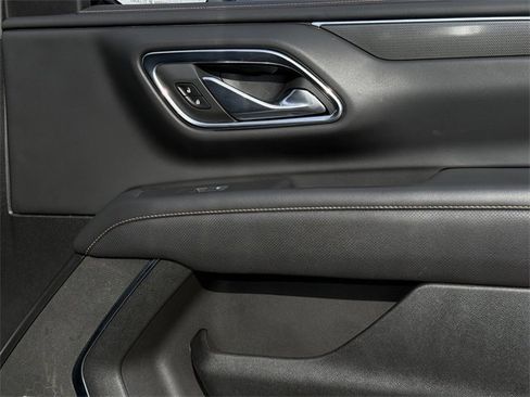 Used 2021 GMC Yukon AT4 w/ Rear Media and Nav Package image 32