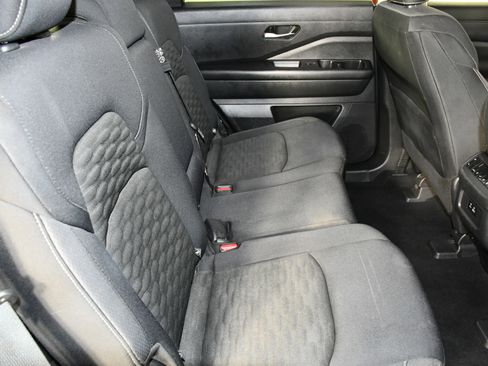 Used 2022 Nissan Pathfinder SV image 43