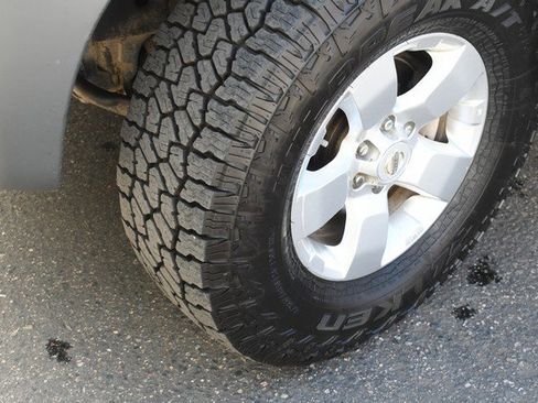 Used 2010 Nissan Xterra S image 11