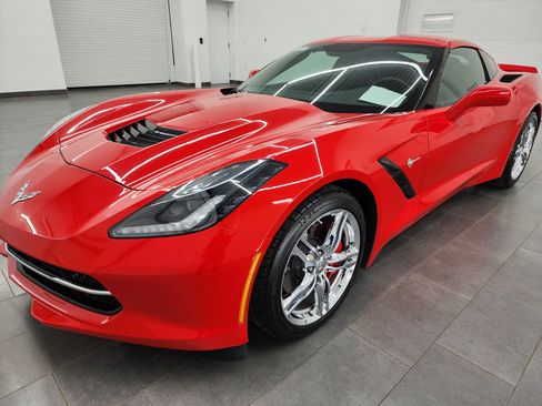 Used 2016 Chevrolet Corvette Stingray Coupe image 7