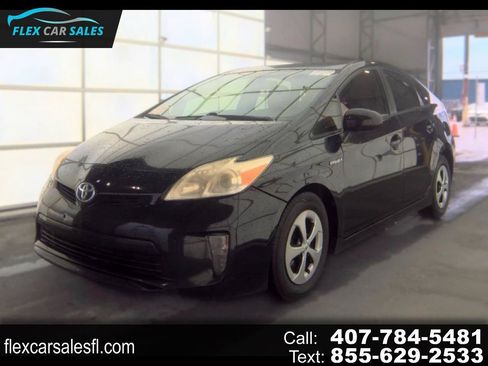 Used 2013 Toyota Prius Two FWD image 1