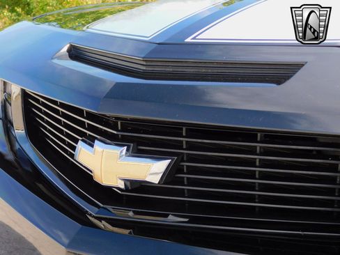 Used 2011 Chevrolet Camaro SS w/ RS Package image 11