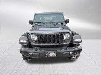 Used 2025 Jeep Gladiator Nighthawk video 2