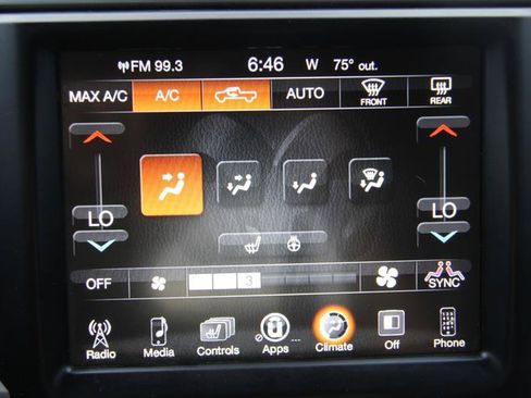Used 2015 RAM 1500 Outdoorsman w/ Pittsburgh Penguins Edition AWD/4WD image 29