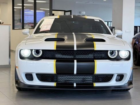 Used 2022 Dodge Challenger SRT Hellcat image 3