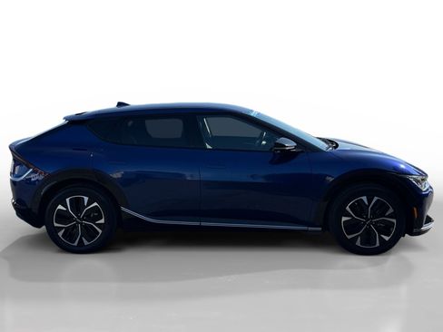 Used 2024 Kia EV6 Wind w/ Wind Technology Package AWD/4WD image 6