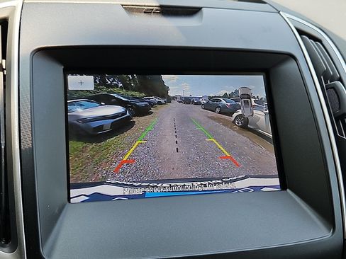 Used 2020 Ford Edge SEL w/ Convenience Package AWD/4WD image 19