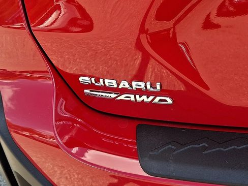 Used 2025 Subaru Crosstrek 2.5i Premium AWD/4WD image 18