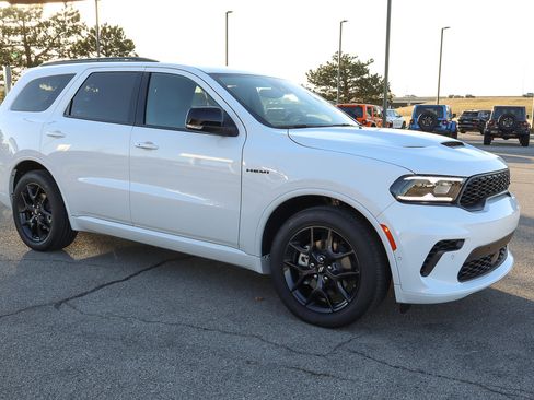 New 2026 Dodge Durango GT image 4