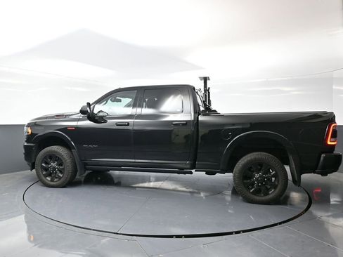 Used 2022 RAM 2500 Limited w/ Night Edition image 11