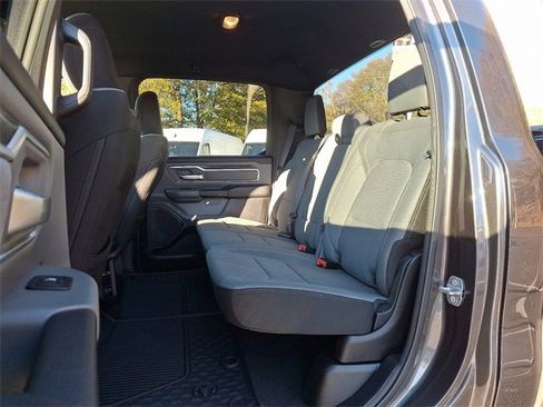 Used 2022 RAM 1500 Big Horn image 10