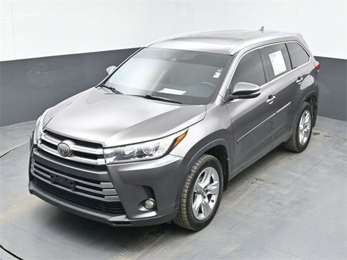 Used 2017 Toyota Highlander Limited image 39