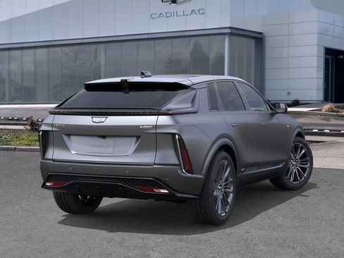 New 2026 Cadillac Lyriq V AWD/4WD image 5