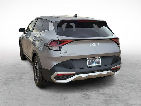 Used 2023 Kia Sportage LX image 8