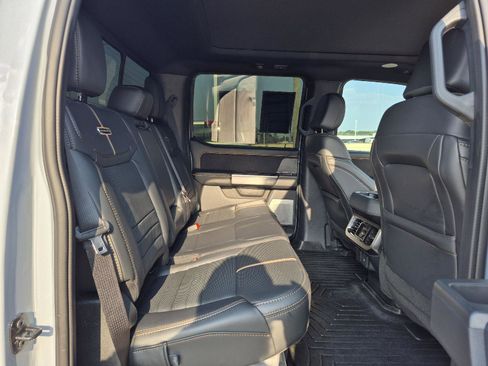 Certified 2024 Ford F250 Platinum image 27