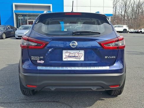 Used 2022 Nissan Rogue Sport SV image 5