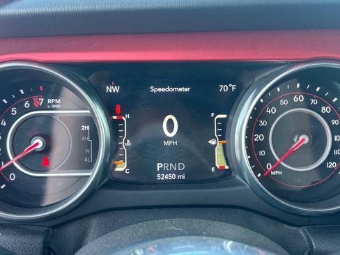 Used 2021 Jeep Wrangler Unlimited Rubicon AWD/4WD image 10
