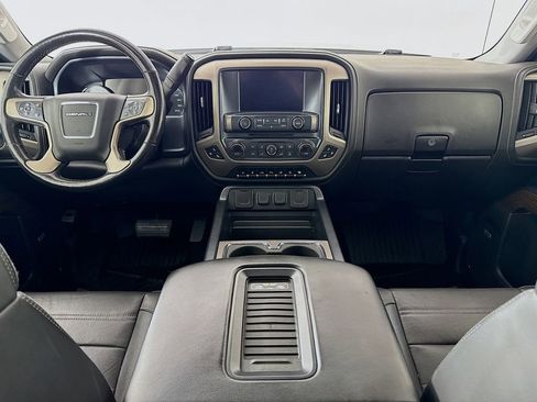 Used 2017 GMC Sierra 3500 Denali w/ Suspension Package, Off-Road AWD/4WD image 3