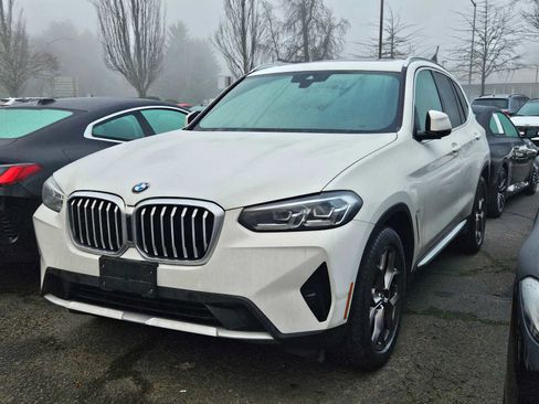 Used 2023 BMW X3 xDrive30i image 4