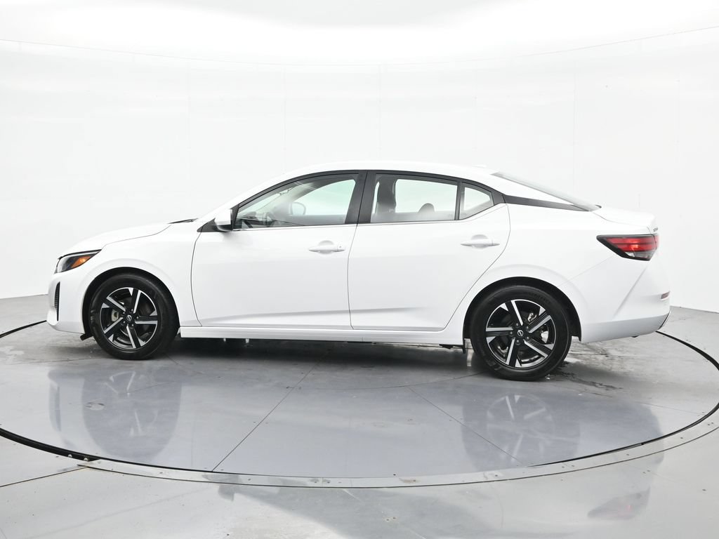 Used 2024 Nissan Sentra SV FWD image 8