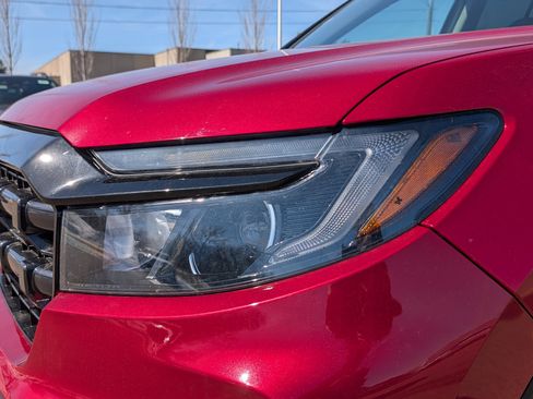 Used 2025 Honda Ridgeline Sport image 16